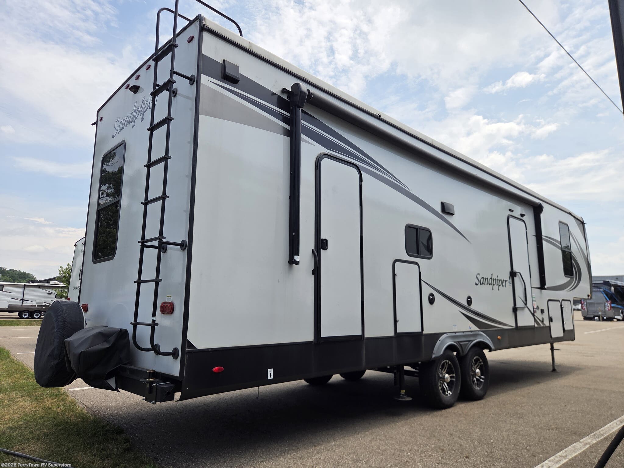 New 2022 Forest River Sandpiper 3330BH available in Grand Rapids, Michigan