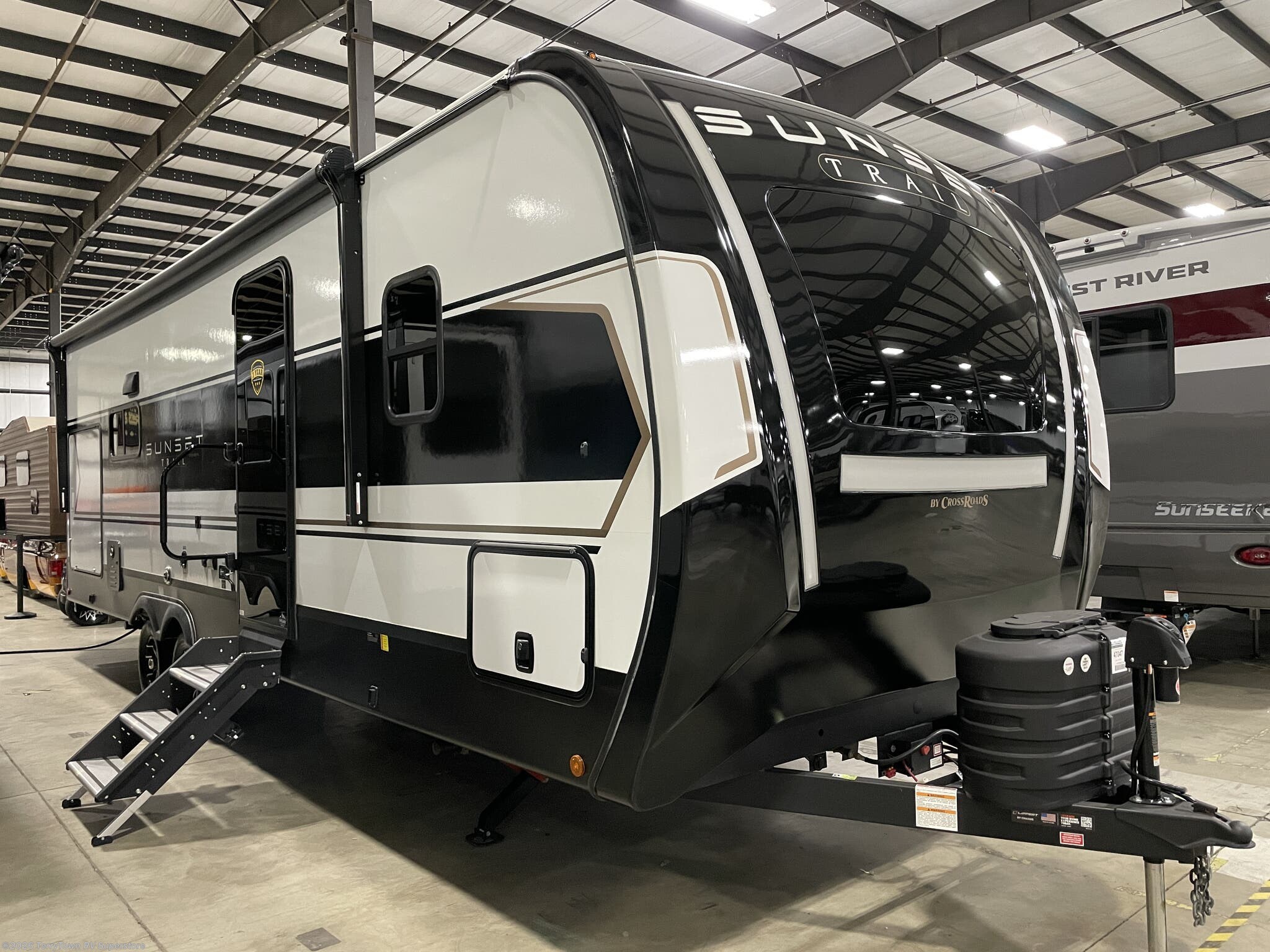 New 2026 CrossRoads Sunset Trail SS253RB available in Grand Rapids, Michigan