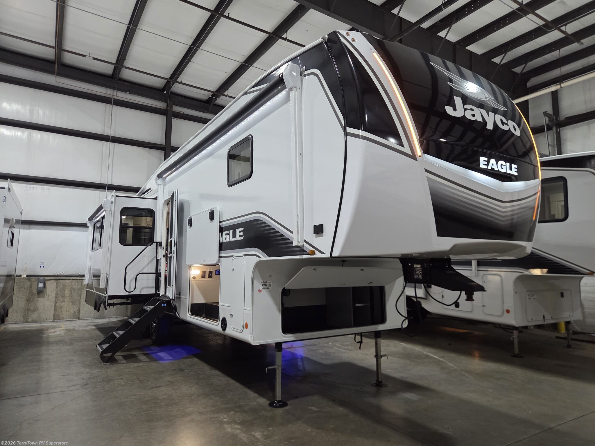 New 2026 Jayco Eagle 321RSTS available in Grand Rapids, Michigan