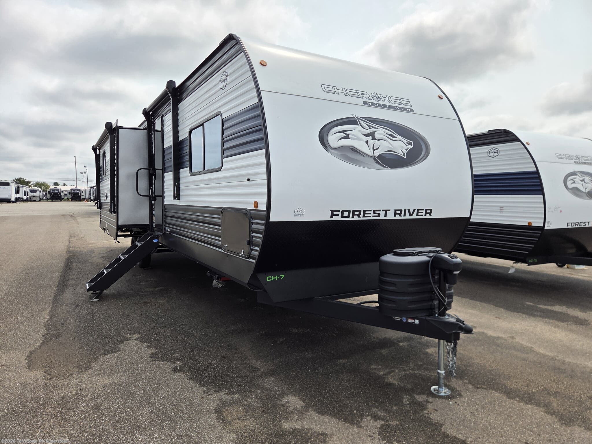 New 2026 Forest River Cherokee Wolf Den 304SR available in Grand Rapids, Michigan