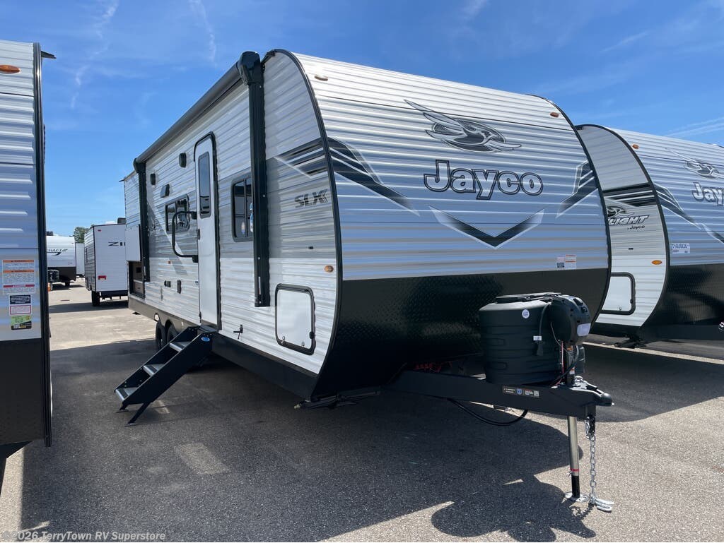 New 2026 Jayco Jay Flight SLX 261BHS available in Grand Rapids, Michigan