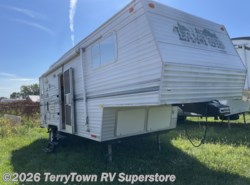 Used 2000 Skyline Layton 2655 available in Grand Rapids, Michigan