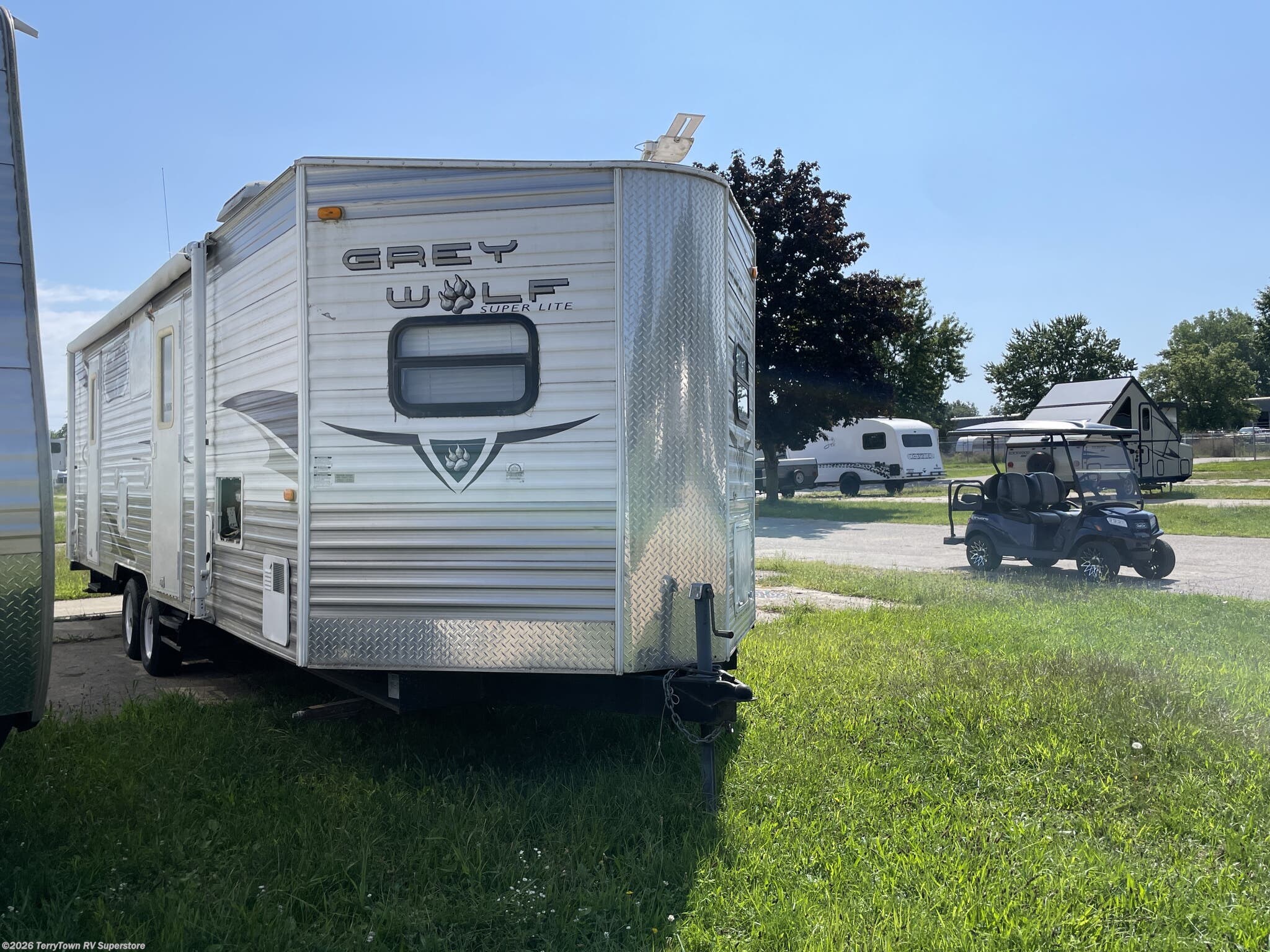 Used 2010 Forest River Cherokee Grey Wolf 27V available in Grand Rapids, Michigan