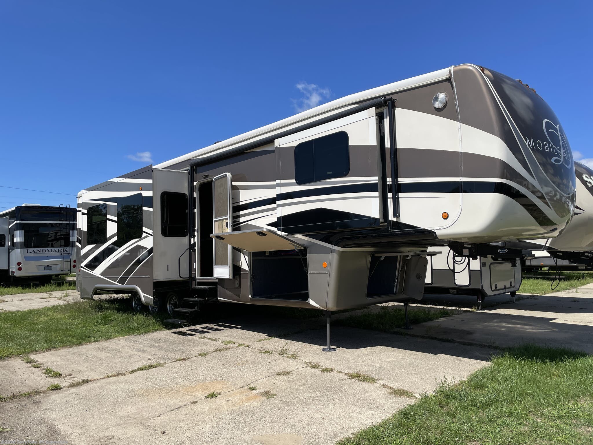 Used 2016 DRV Mobile Suites 43 Manhattan available in Grand Rapids, Michigan