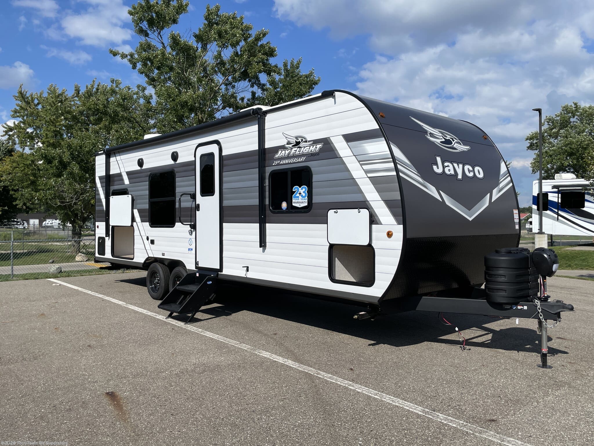 New 2027 Jayco Jay Flight SLX 260BH available in Grand Rapids, Michigan