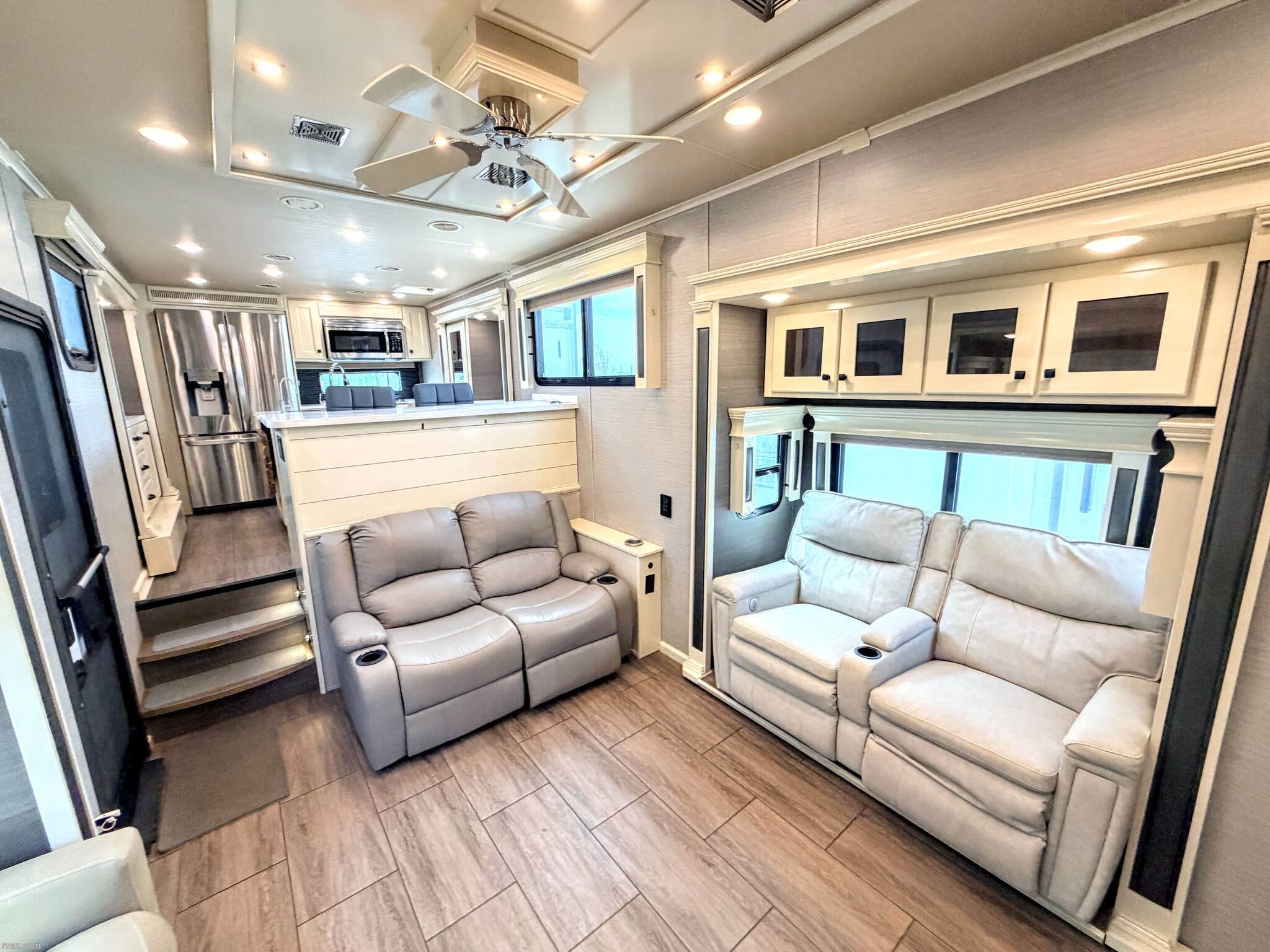 Used 2021 Vanleigh Beacon 42RKB available in Mesa, Arizona