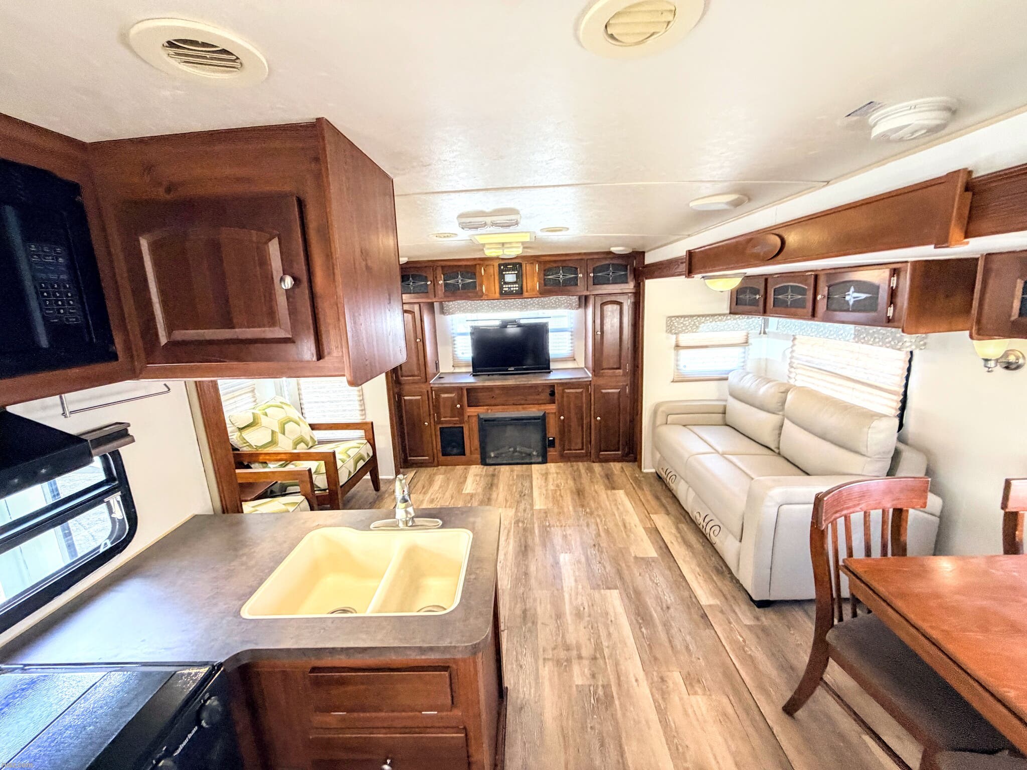 Used 2013 Forest River Rockwood Signature Ultra Lite 8325SS available in Mesa, Arizona