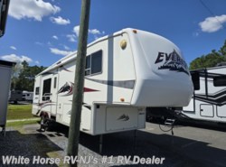 Used 2004 Keystone Everest 283P available in Egg Harbor City, New Jersey