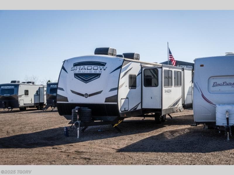 Used 2024 Cruiser RV Shadow Cruiser 325BHS available in Greeley, Colorado