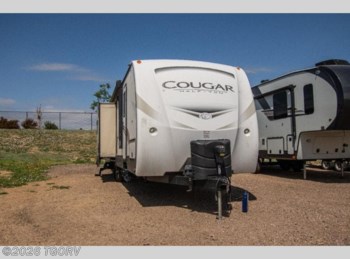 Used 2018 Keystone Cougar Half-Ton Series 31BHKWE available in Greeley, Colorado