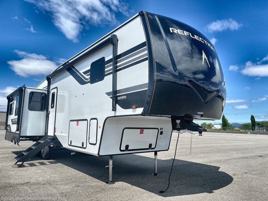 New 2025 Grand Design Reflection 337RLS available in Post Falls, Idaho