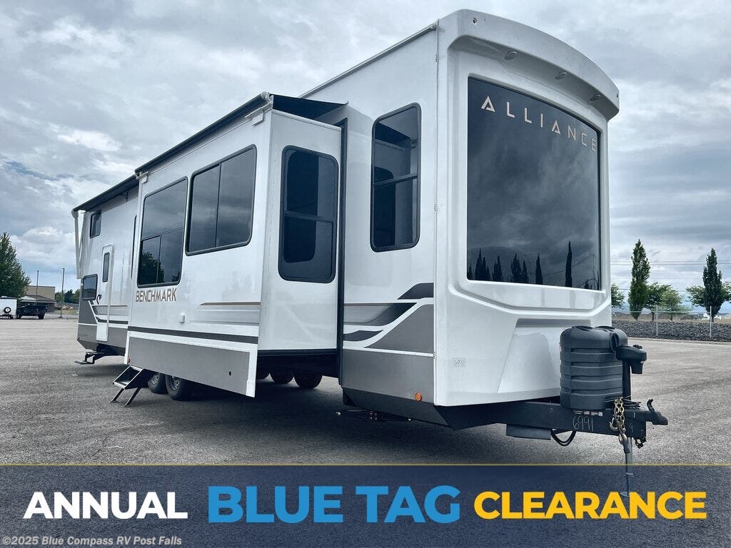 New 2026 Alliance RV Benchmark 42LFT available in Post Falls, Idaho