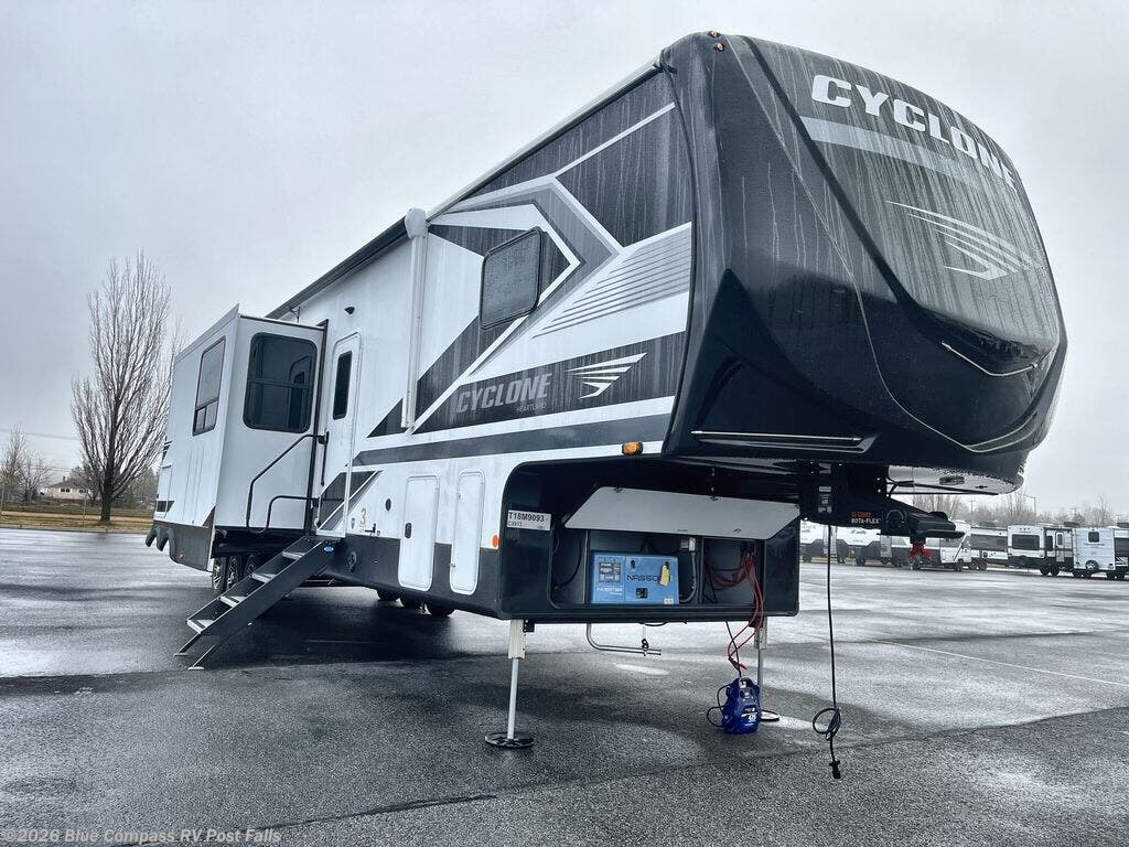 New 2026 Heartland Cyclone 3913 available in Post Falls, Idaho