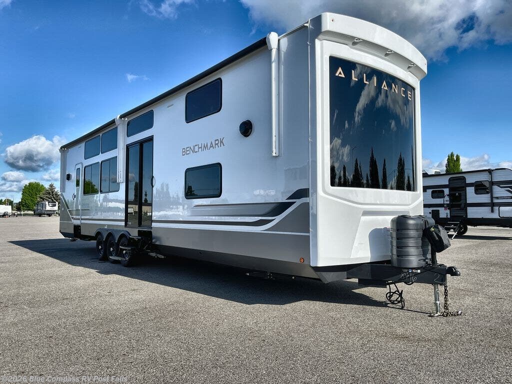 New 2026 Alliance RV Benchmark 44LFT available in Post Falls, Idaho