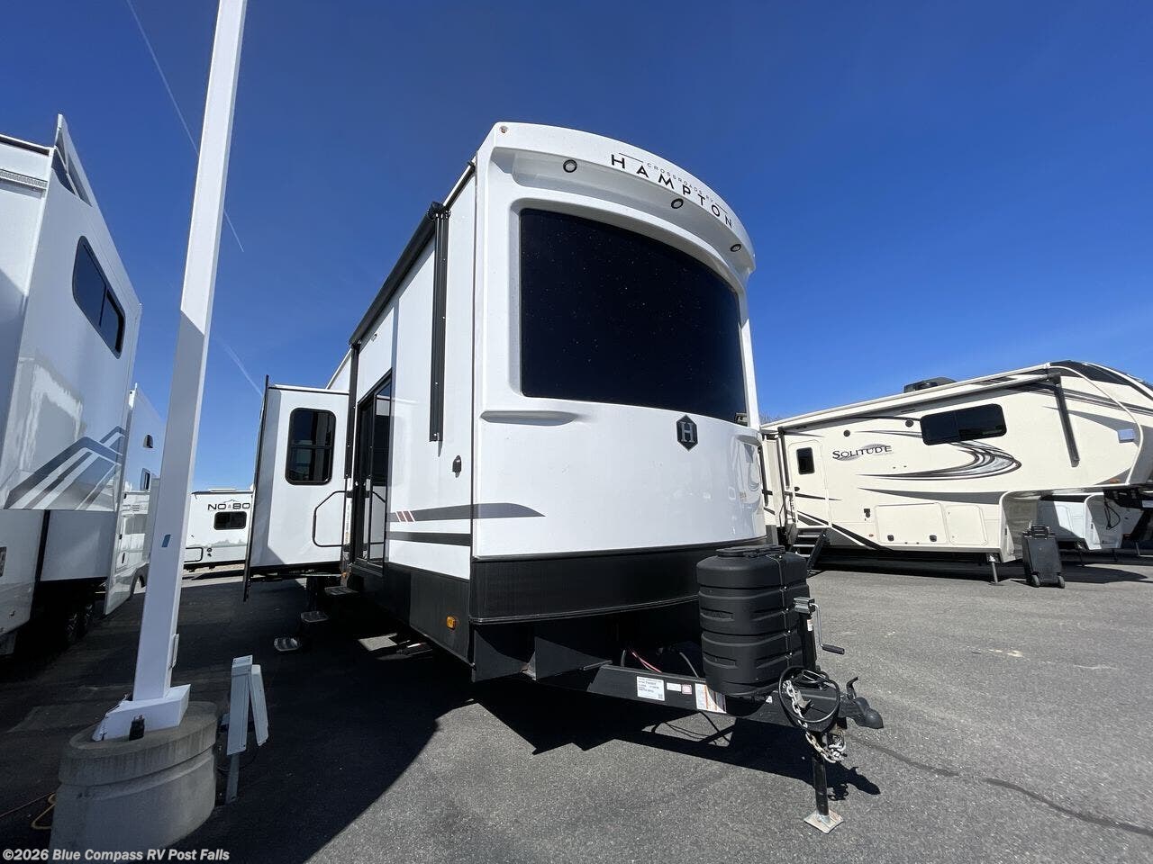 New 2026 CrossRoads Hampton 388FKL available in Post Falls, Idaho