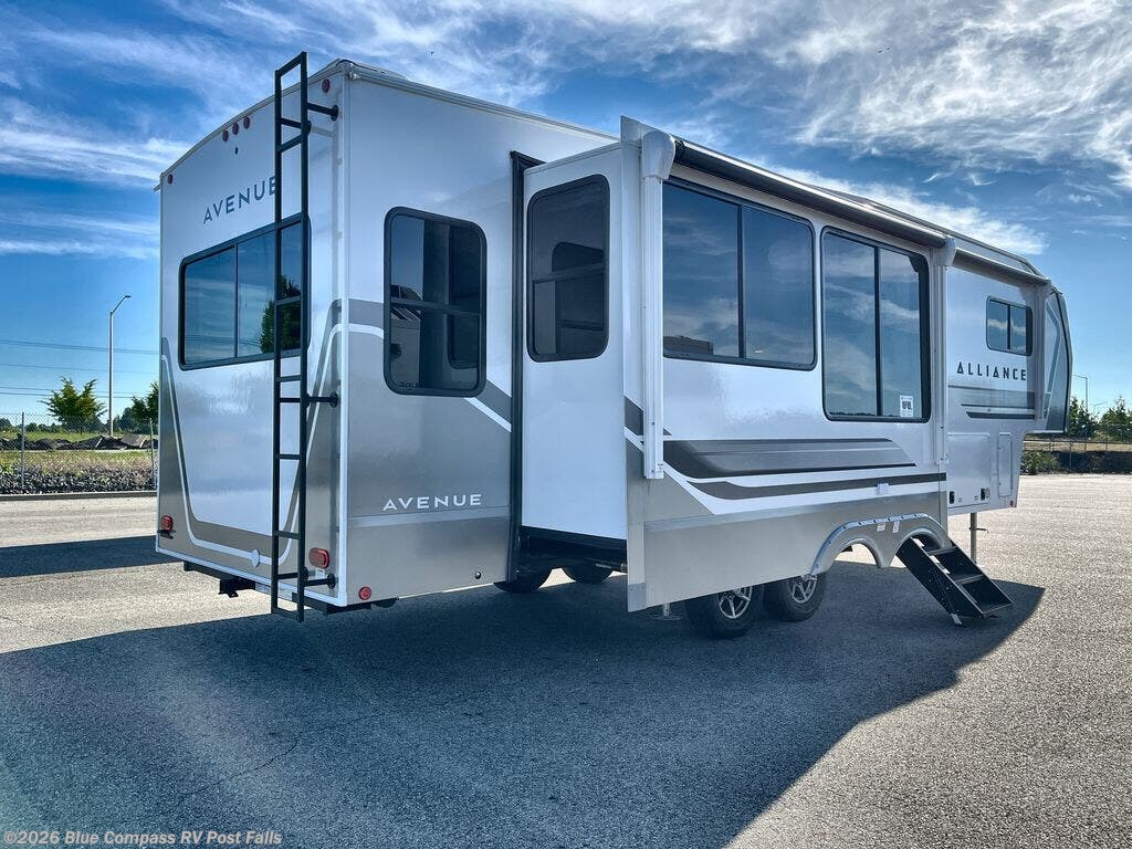 New 2027 Alliance RV Avenue 32RLS available in Post Falls, Idaho