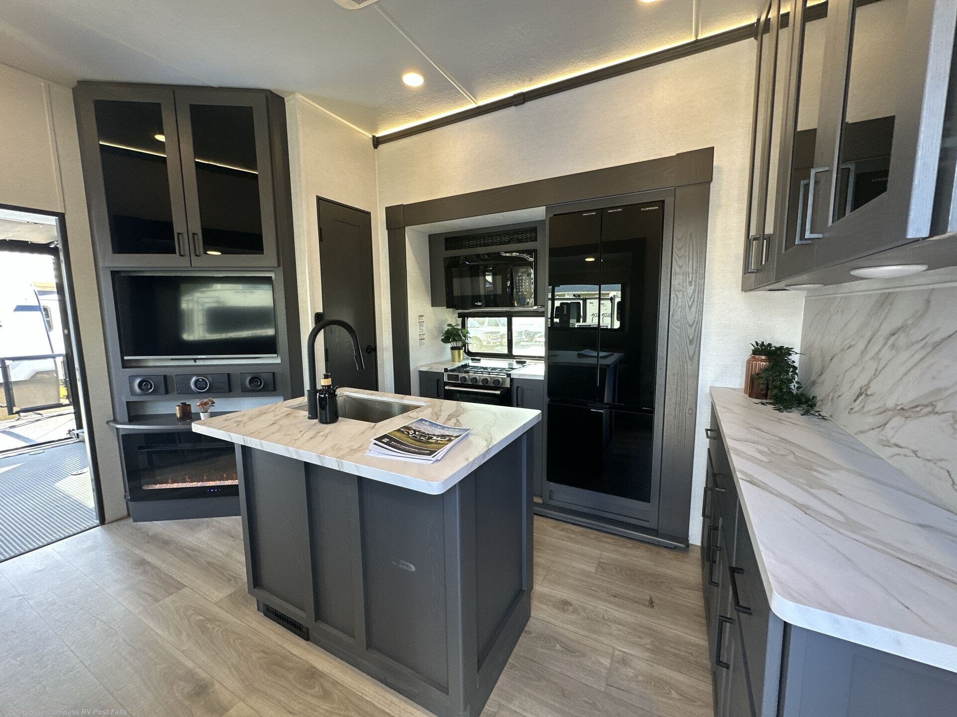 New 2027 Alliance RV Valor All-Access 32A10 available in Post Falls, Idaho