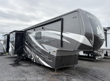 Used 2025 CrossRoads Redwood 415RD available in Mifflintown, Pennsylvania