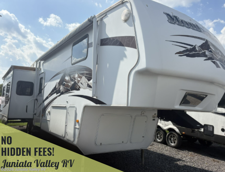 Used 2009 Keystone Montana Big Sky 3665RE available in Mifflintown, Pennsylvania