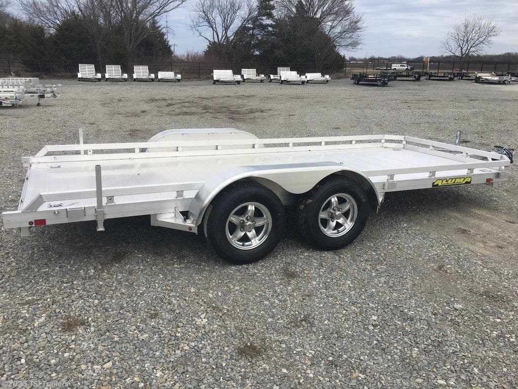 Utility Trailer - 2022 Aluma Tandem Axle Utility 7816R | TrailersUSA