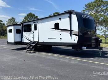 New 2024 Forest River Rockwood Ultra Lite 2908RL available in Wildwood, Florida