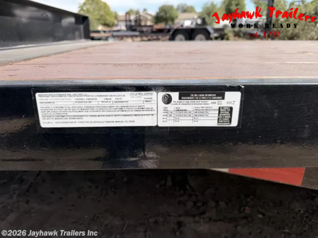2025 Load Trail 7-20 POWER TILT CAR HAULER 2025 Load Trail 7-20 POWER TILT CAR HAULER