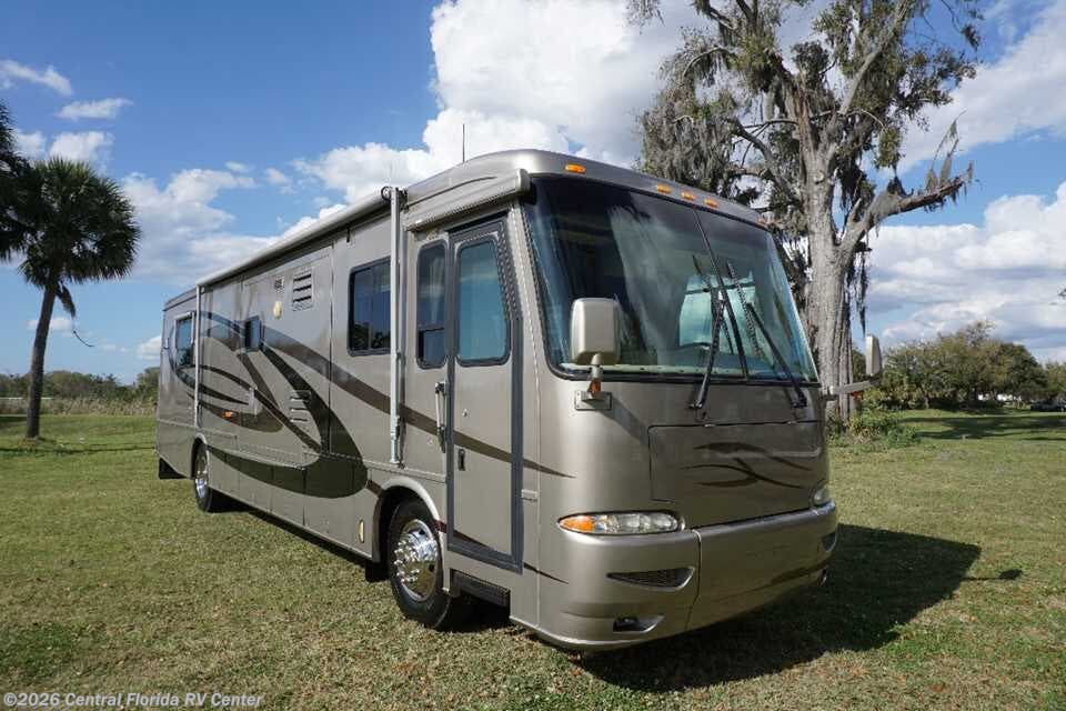 Used 2004  Newmar Kountry Star 3904 by Newmar from Central Florida RV Center in Apopka, FL
