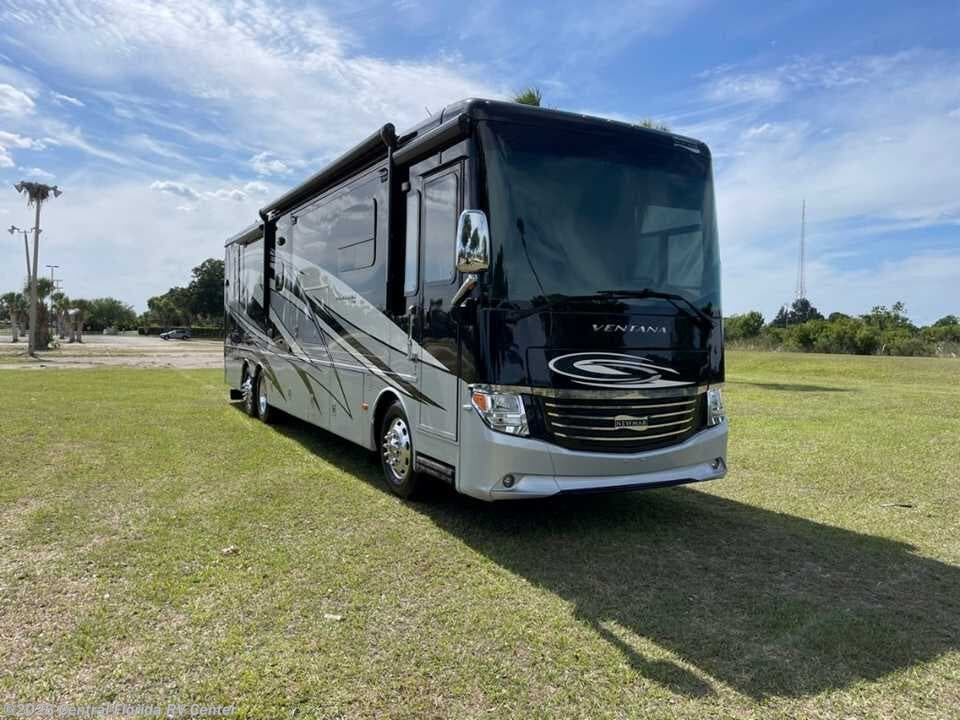 Used 2017  Newmar Ventana 4037 by Newmar from Central Florida RV Center in Apopka, FL