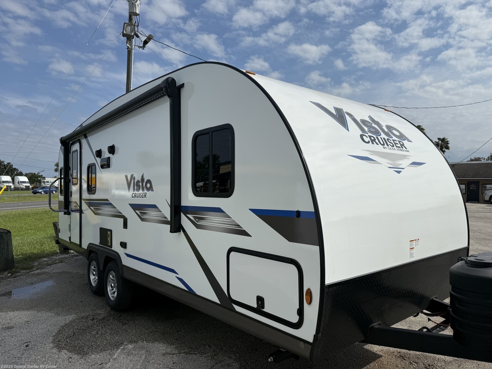 New 2025 Gulf Stream Vista Cruiser 23TWS available in Apopka, Florida