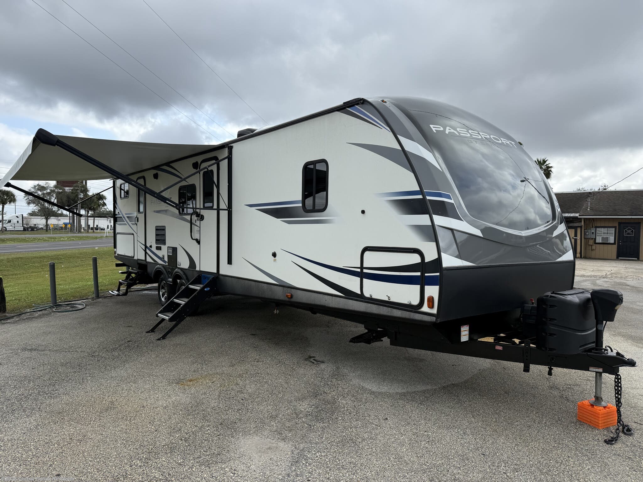Used 2019 Keystone Passport Grand Touring East 3351BH GT available in Apopka, Florida