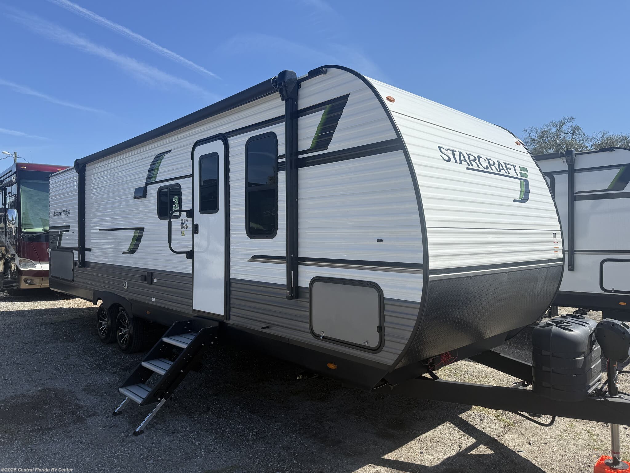 New 2025 Starcraft Autumn Ridge 28BHS available in Apopka, Florida