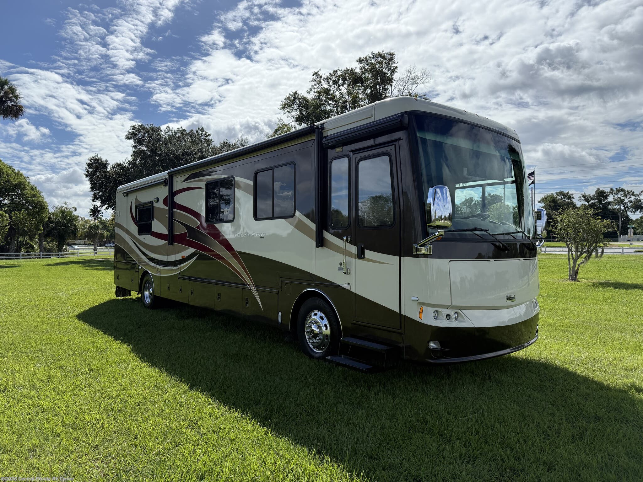 Used 2011 Newmar Dutch Star 4086 available in Apopka, Florida