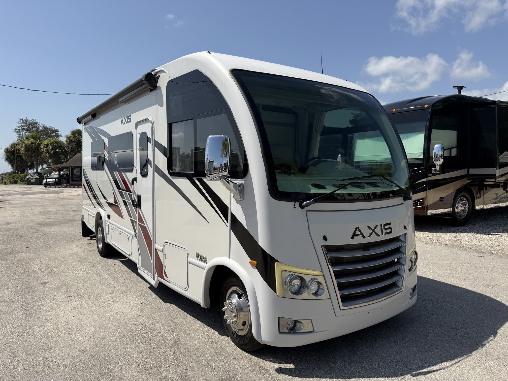 Used 2023 Thor  Axis 24.3 available in Apopka, Florida