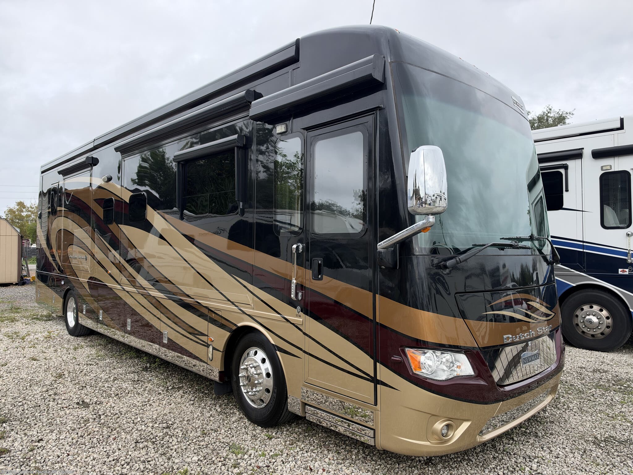 Used 2018 Newmar Dutch Star 3736 available in Apopka, Florida