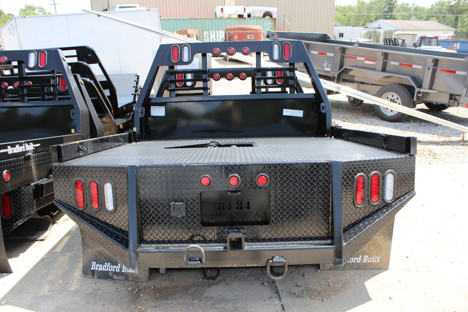 Flatbed 2019 Bradford Built BBWORKBED848442 TrailersUSA