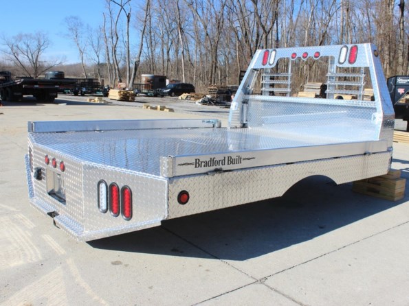 2023 Bradford Built BB-ALUM-WORKBED-90-112-34 9.4 SNGL WHL CHASSIS available in Mount Vernon, IL