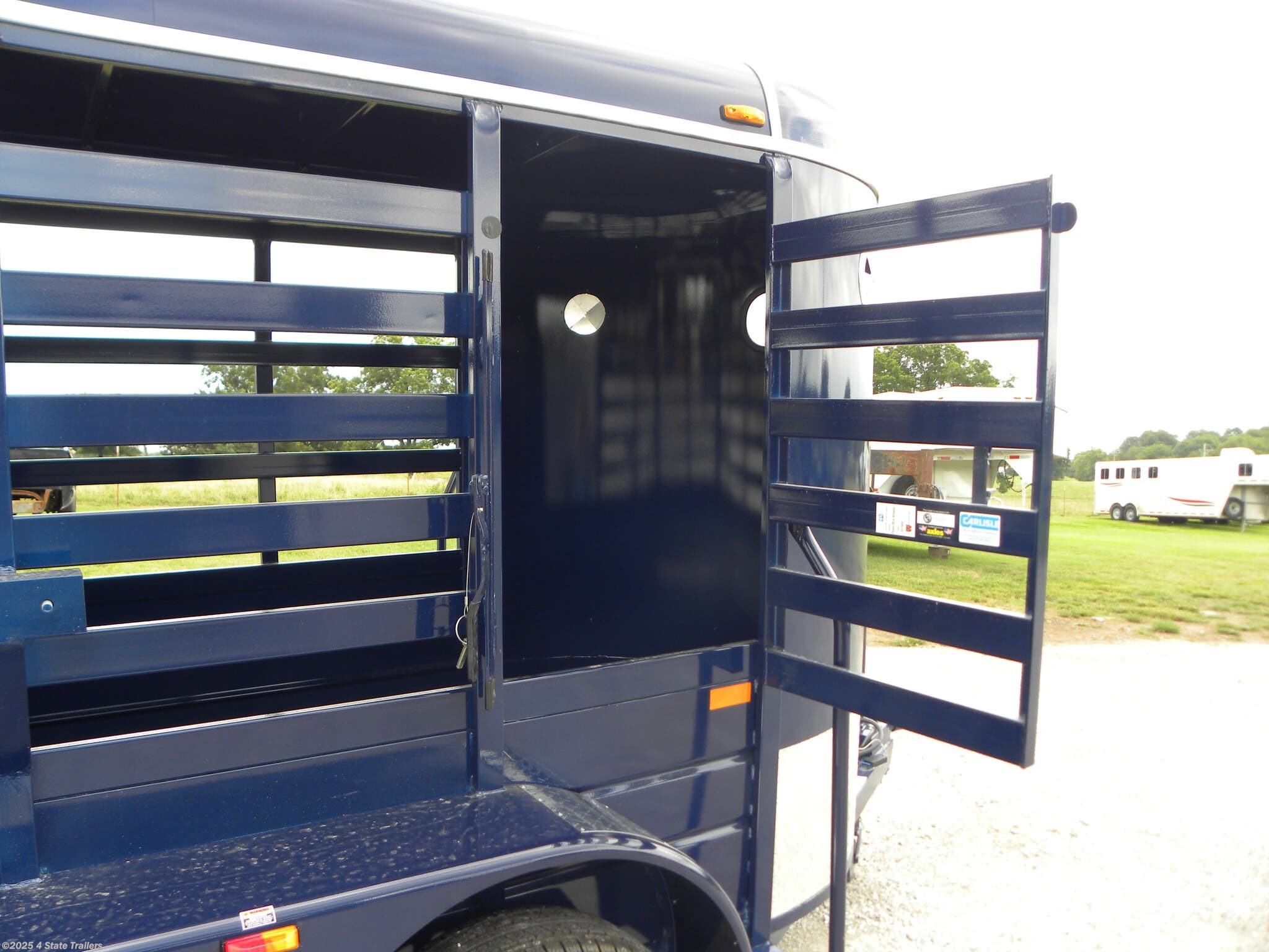 Livestock Trailer 2019 WW Trailer 5x10 Bumper Pull Stock Trailer TrailersUSA