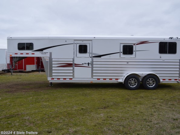 2024 4-Star 6'10"X22'X7'6" 2+1 Horse Trailer w/ Hydraulic Jack available in Fairland, OK