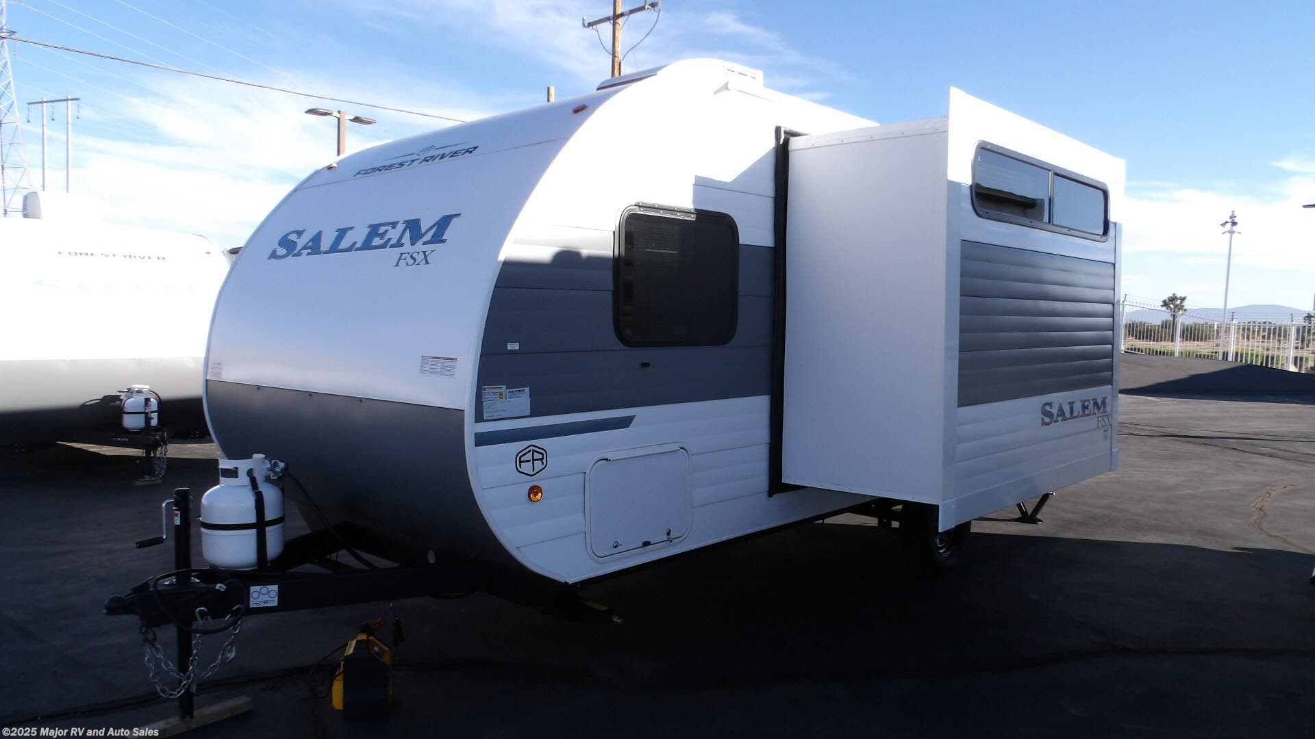 New 2026 Forest River Salem 178ICE, 1 SLIDE, 13,500 BTU ROOF A/C, 4 STABILIZER available in Hesperia, California