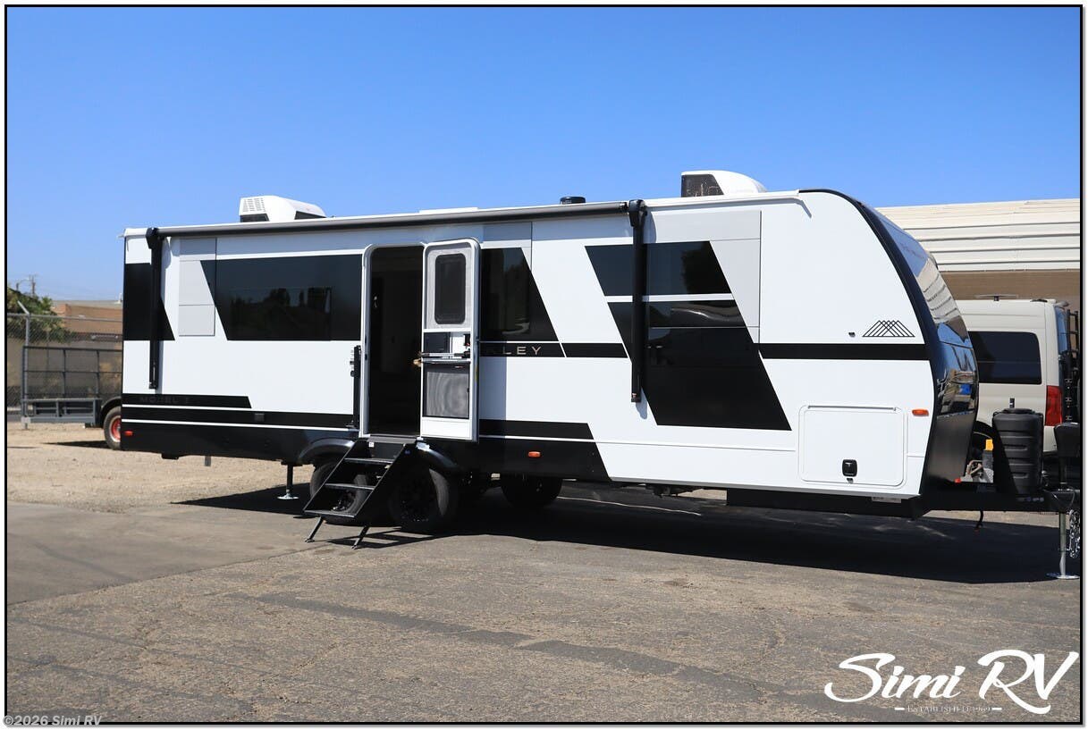 New 2027 Brinkley RV Model I 275 available in Simi Valley, California
