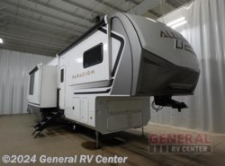 New 2025 Alliance RV Paradigm 395DS available in North Canton, Ohio