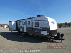 Used 2020 Prime Time Avenger 32DEN available in North Canton, Ohio