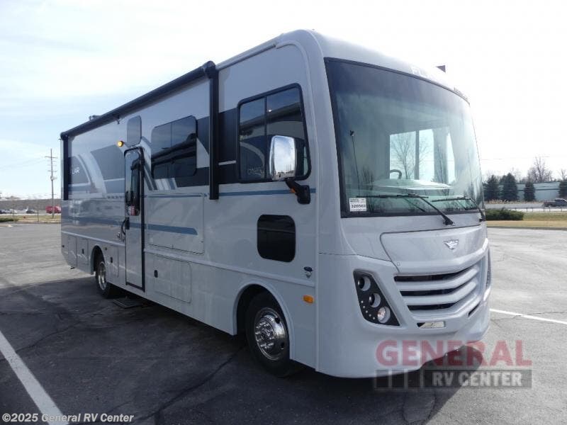 New 2025 Fleetwood Flair 28A available in North Canton, Ohio
