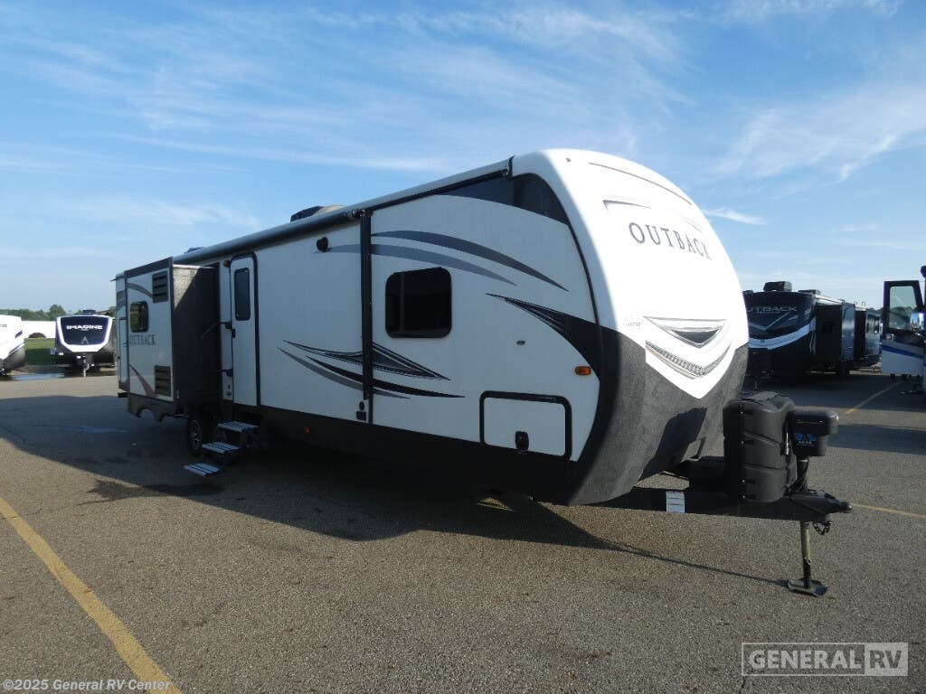 Used 2018 Keystone Outback 325BH-3SL available in North Canton, Ohio
