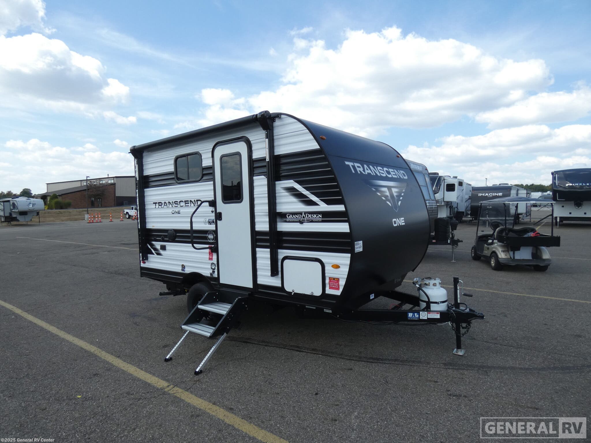 New 2026 Grand Design  TRANSCEND-ONE 131DL available in North Canton, Ohio