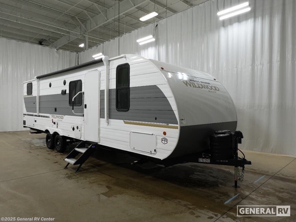 New 2026 Forest River Wildwood 273QBXL available in North Canton, Ohio