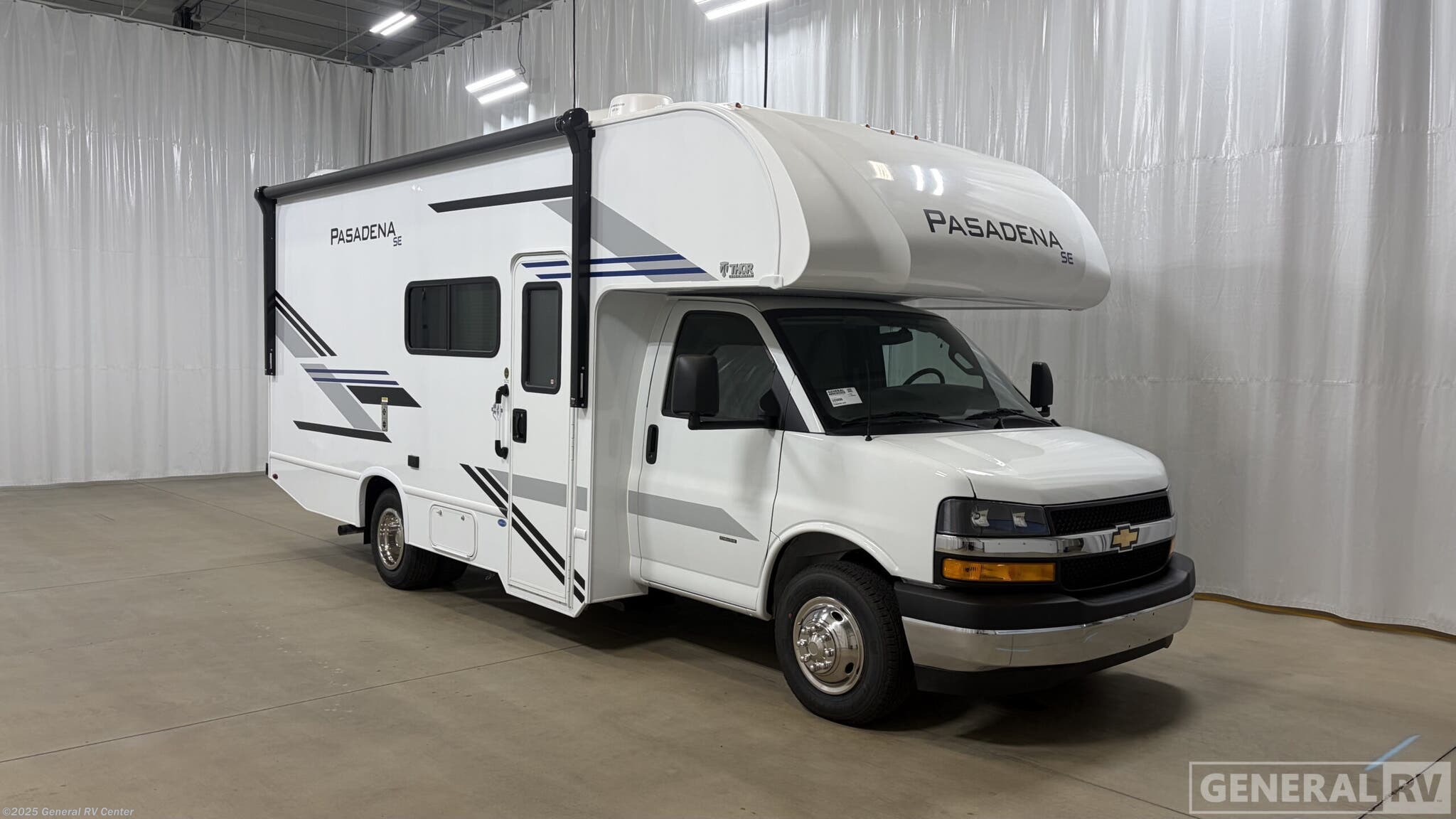 New 2026 Thor Motor Coach Pasadena SZ22 Chevy available in North Canton, Ohio
