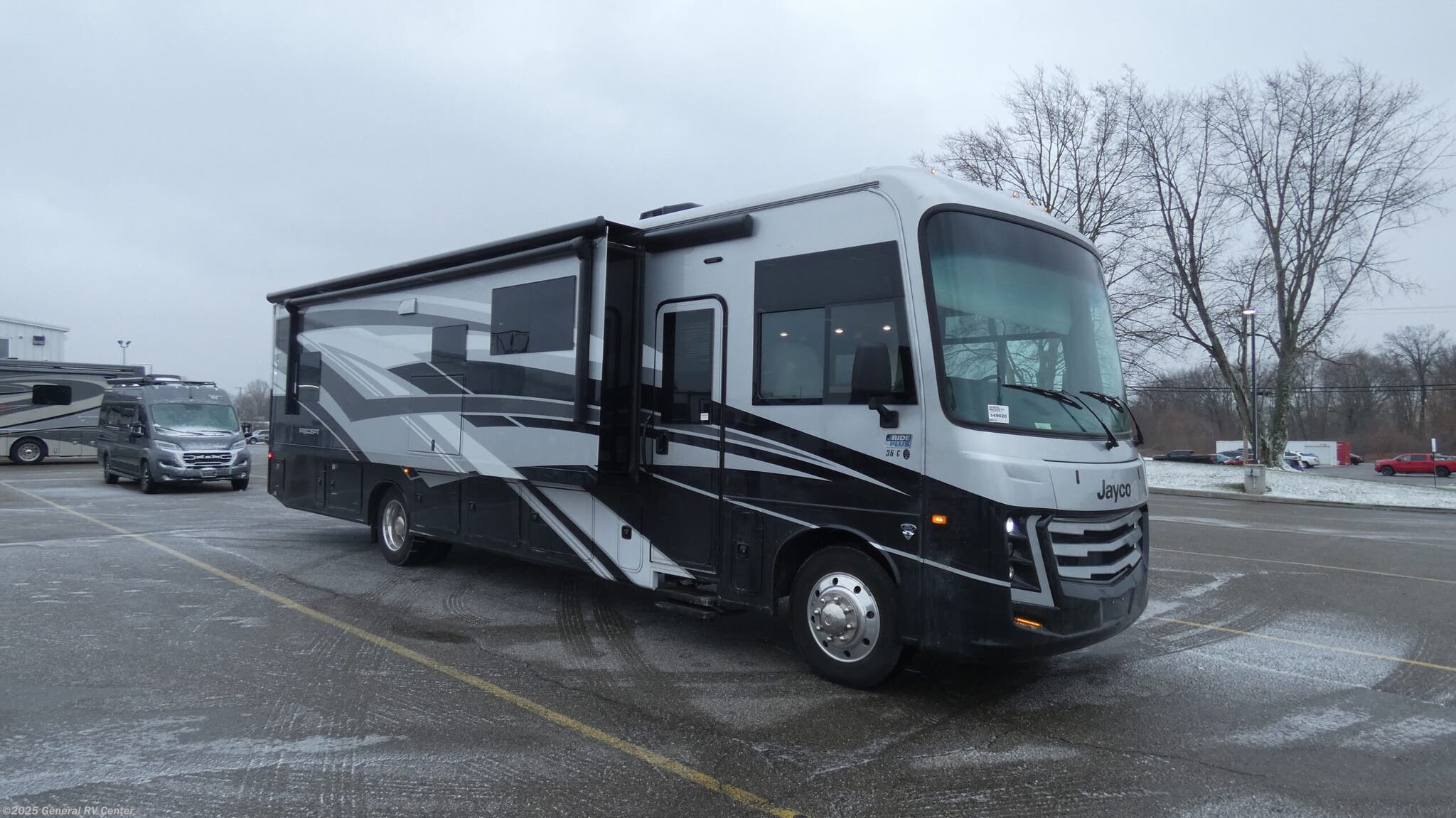 Used 2025 Jayco Precept 36C available in North Canton, Ohio