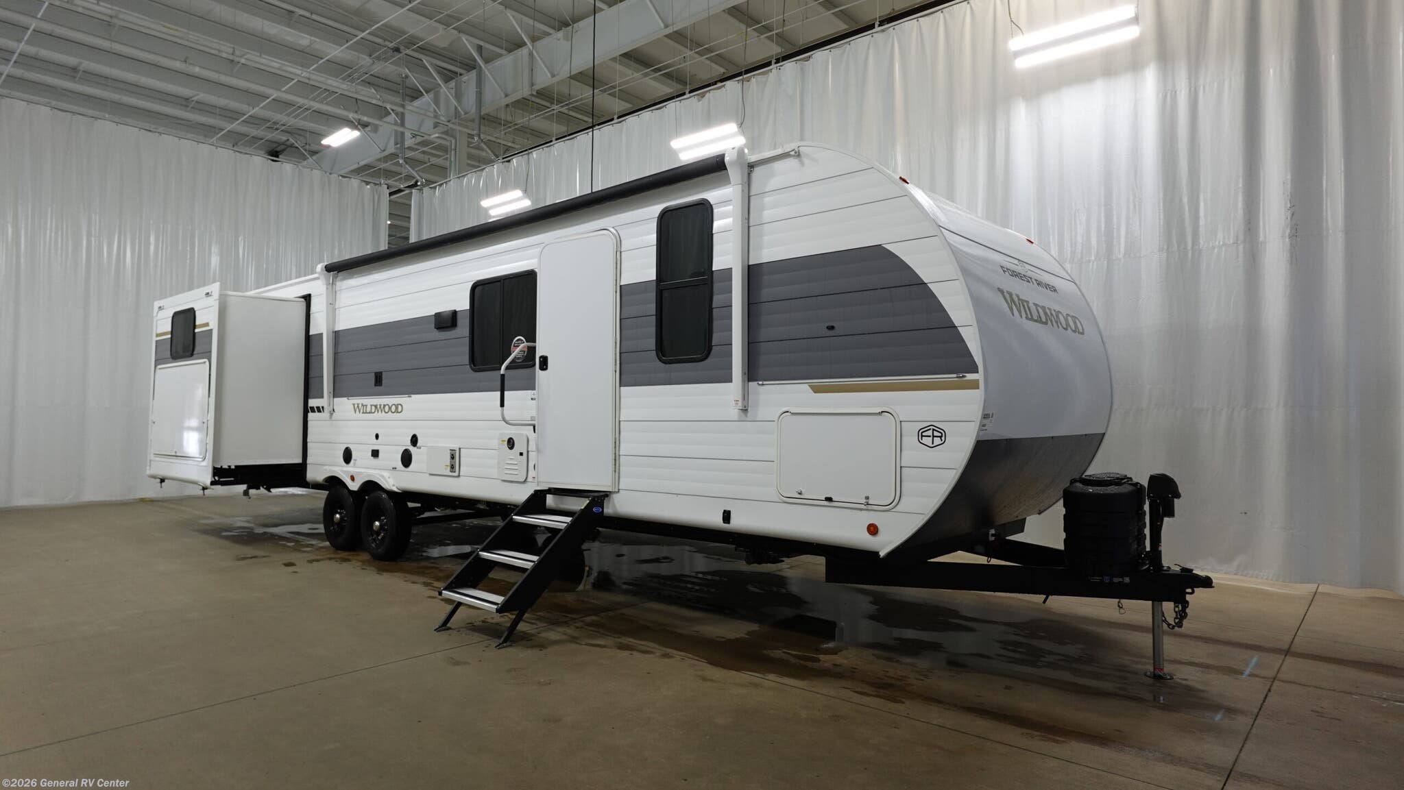New 2026 Forest River Wildwood 31KQBTS available in North Canton, Ohio