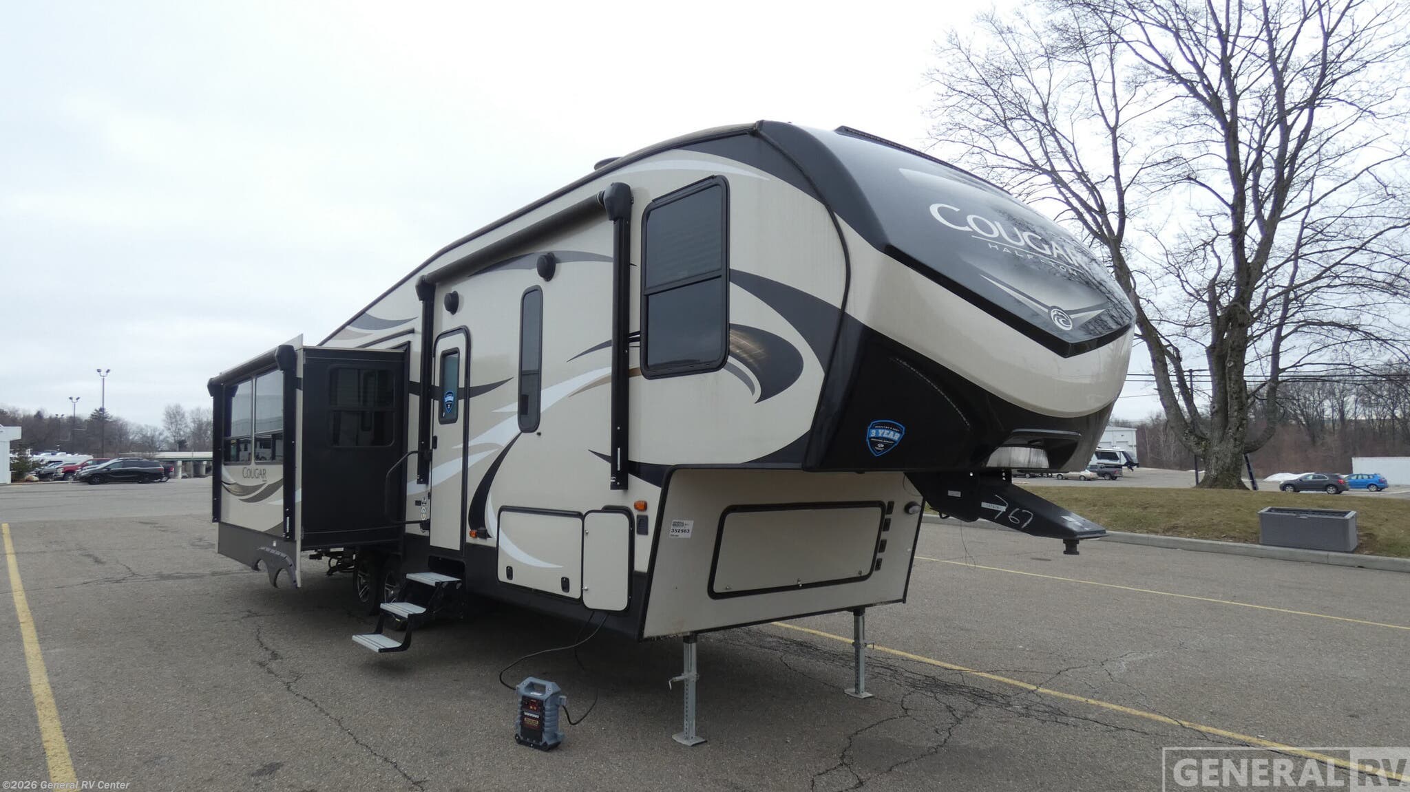 Used 2017 Keystone Cougar X Lite 29RES available in North Canton, Ohio